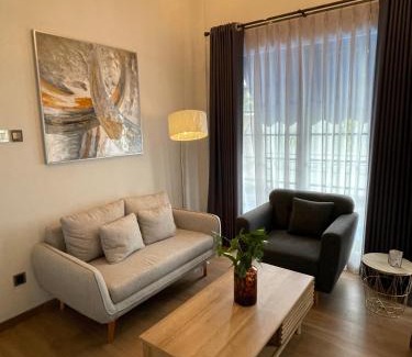 Purwokerto Villa | Hening Pool Villa