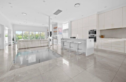 Rodd Point House | Henley Haven: Private BBQ Terrace