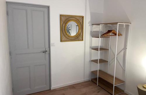 Castres Apartment | Henri ll l Terrasse l Proche gare & Centre ville