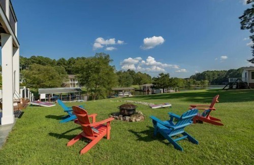 Henrico House | Henrico Haven | Fantastic Location | Waterfront