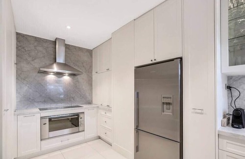 Double Bay Apartment | Henrietta's Gem - Premium 3 bed