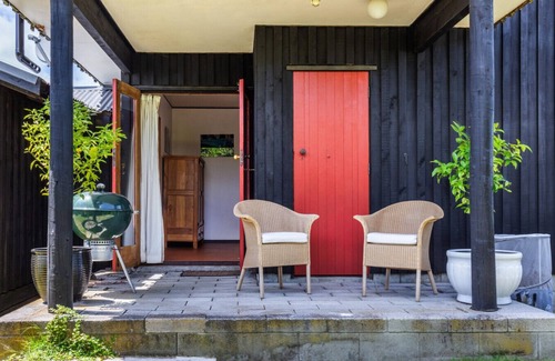Taupo House | Henry Hill Cottage - The quintessential Kiwi bach