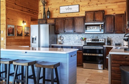Island Park Cabin | Henry's Lake Eagle Lodge+WIFI+ 20 m to Yellowstone