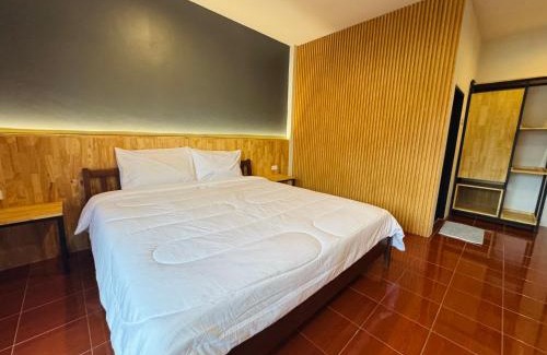 Phuket Apartment | Henry’s House