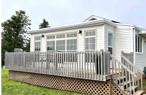 Bayview Cottage | Her Francis