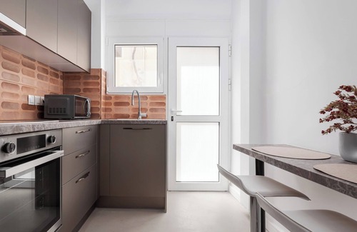 Mets Apartment | Hera Family Apartment, Olympian Zeus Apartments