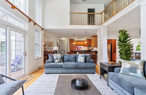 Stillwater Cottage | Hera Haven: Pickleball, hot tub, racetrack & lake