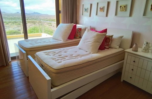 Windhoek Central Bed & Breakfast | Herbothblick guesthouse