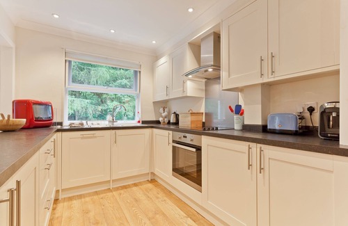 Ambleside Apartment | Herdwick Place, spacious cottage for 4 in spectacular Langdale Valley