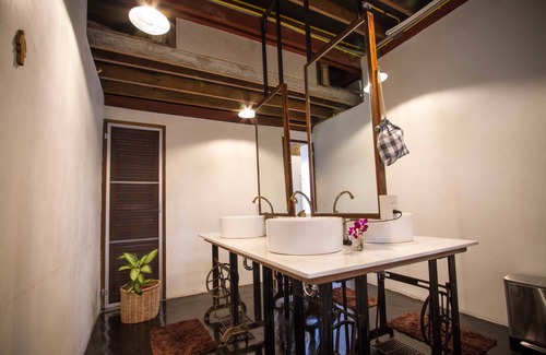 Khao San Hotel | Here Hostel