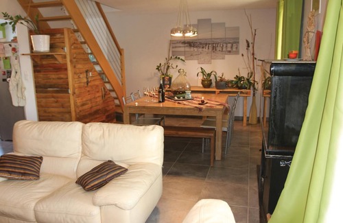 Saint-Paul-Trois-Chateaux House | Here is offered a wonderful vacation accommodation with two pools.