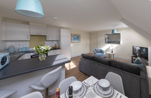 Hereford Apartment | HEREFORD CITY CENTRE – Apartment 8: Modern 2-Bed in City Centre, Sleeps 6