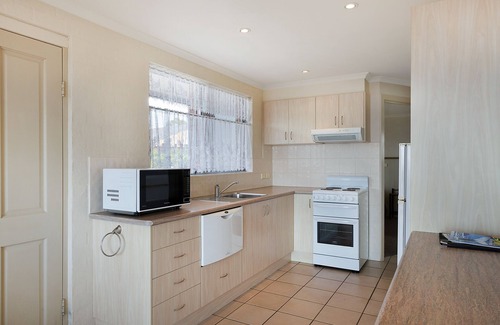 Eden Hotel | Heritage House Motel & Units