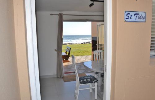 Hermanus Resort | Hermanus Beach Club - St Tides House 19