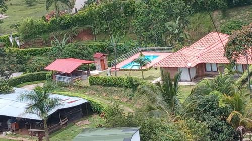 Yolombo Ski Chalet | Hermosa Casa de campo cerca a Yolombo, las partidas