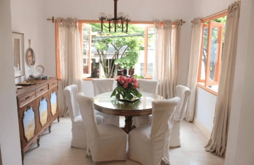 Granada House | Hermosa Habitación Triple Executiva