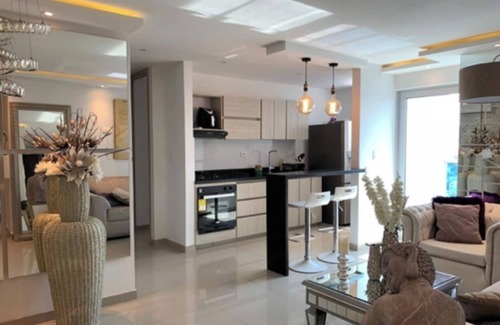 Manga Apartment | Hermoso Apartamento con Piscina a 5 Minutos del Centro Historico