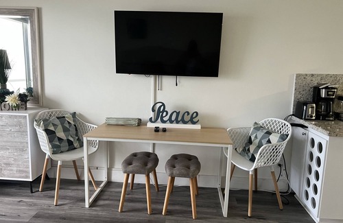 Sunny Isles Beach Apartment | HERMOSO estudio frente al mar con balcon