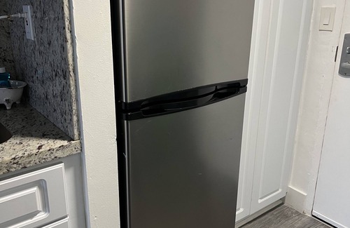 Sunny Isles Beach Apartment | HERMOSO estudio frente al mar con balcon