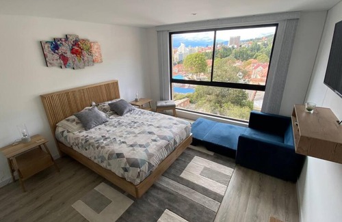 Santa Fe Apartment | Hermoso loft con vista hacia los cerros.