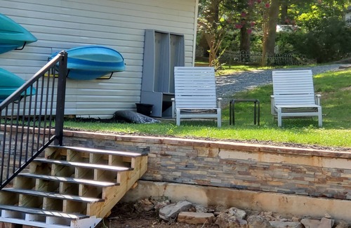 Southmont House | Heron Hideaway on High Rock