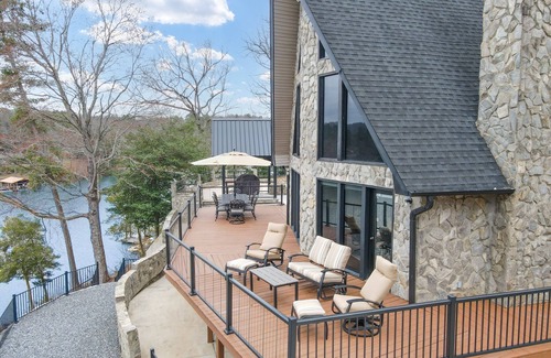 Taylorsville Cottage | Heron's Cove Cottage