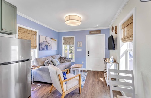 Pass Christian Cottage | Heron's Nest Beach Cottage Pass Christian - Walk to Beach and Downtown!