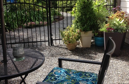 Wilmington Apartment | Heron's Nest - Relaxing private oasis -ideal location close to beach & downtown