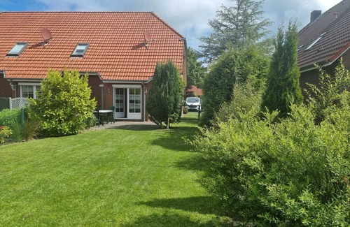 Norden House | Herzlich Willkommen im "ferienhaus Claudia " im Herzen von Norden !