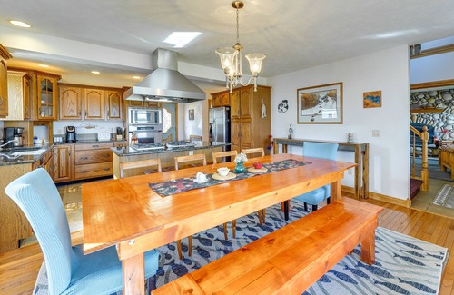 Newaygo House | Hess Lake Retreat