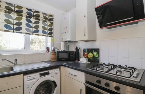 Malvern House | HEY CLOSE, pet friendly, character holiday cottage in Great Malvern