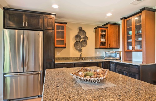 Hiawassee House | Hiawassee Getaway w/Deck, Mountain & Lake Views!
