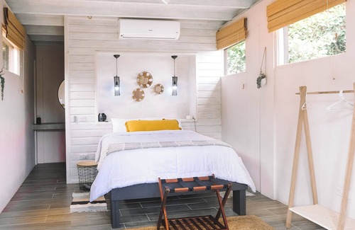 Calibishie Resort | Hibiscus Caribbean Garden suite with pool