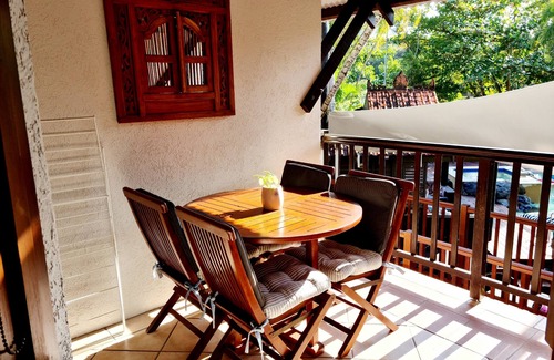 Port Douglas Apartment | Hibiscus Delights @ Apartment 19