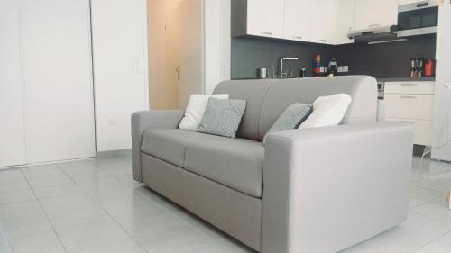 Dammarie Les Lys Apartment | HIBISCUS - Duplex avec Jardin privé - 6 Pers- Entrée Autonome - Wifi & Parking Gratuite