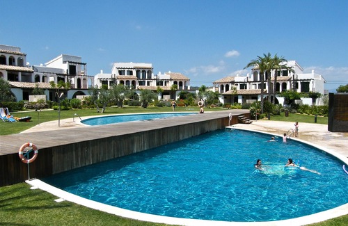 El Perello Ski Chalet | HIBISCUS LES OLIVERES