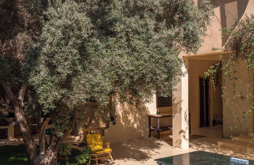 Al Haram Villa | Hibiscus Room in The House of Kheops