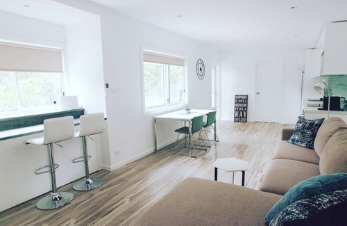 Broadford Cabin | Hickey Vale Farm Lodge Newly built country Stay with Spa