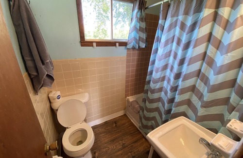 Pittsburg Cabin | Hickory Grove Hideaway - Cabin 7