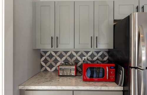 Port Angeles Cottage | Hidden Chicken Remodeled, charming, pet friendly