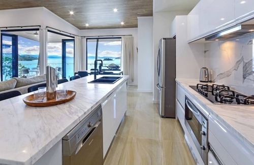 Hamilton Island Apartment | Hidden Cove 7