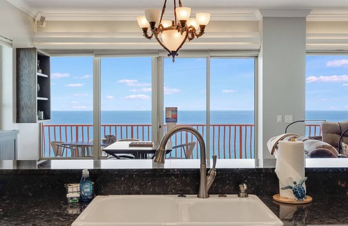 Thomas Drive Condo | Hidden Dunes 1805 - Sleeps 10