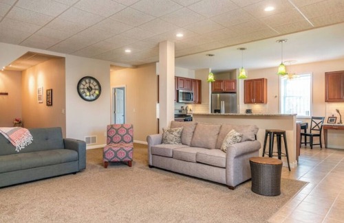Buffalo Apartment | Hidden Emerald open floor plan/Remodeled Apartment