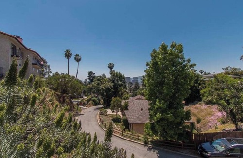 Rossmoyne House | Hidden Gem! 2BR Guest House Near LA, Glendale & Universal