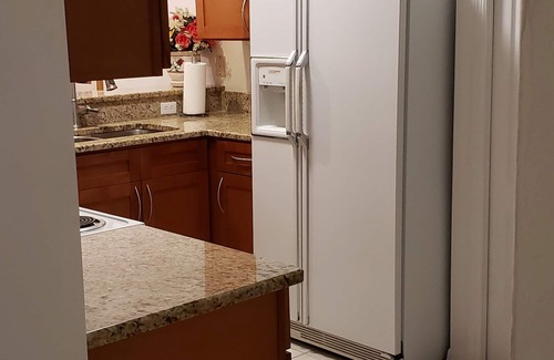 Bonita Springs Condo | Hidden Gem Bonita Springs Condo. Quiet, convenient. Golf course and sunset veiw
