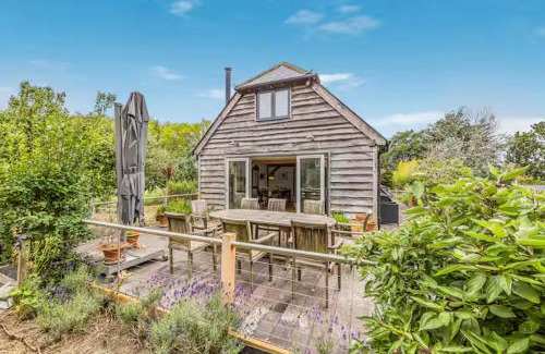 South Hayling House | Hidden Gem by the Sea Pass The Keys