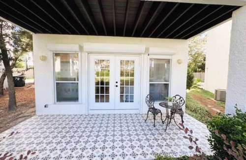Seagrove Beach House | Hidden Gem I Short Walk to Beach I Quite Community I Recently Updated I Pool