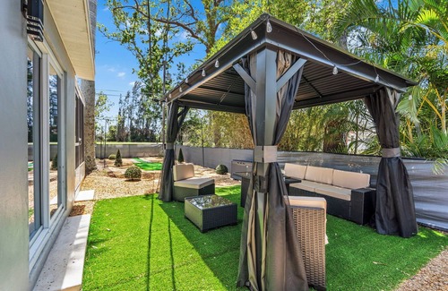 St. Petersburg - Clearwater House | Hidden Gem in St. Pete! Modern 4BR Oasis Awaits
