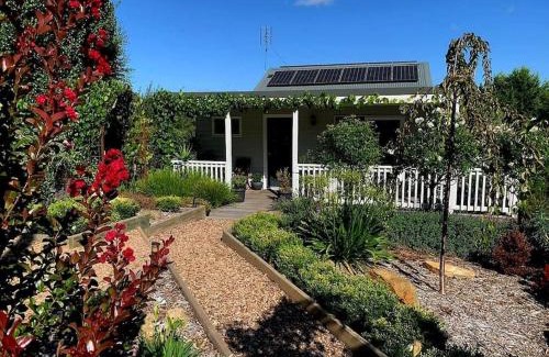 Daylesford House | Hidden Gem ~ Luxury Cottage near Lake Daylesford
