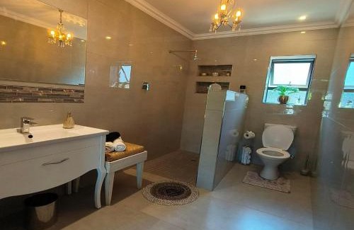 Trawal House | Hidden Gem RUWARI